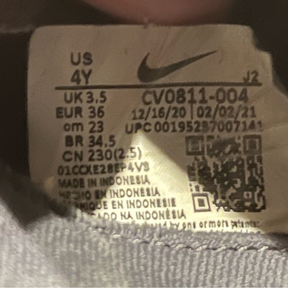 Nike Junior Mercurial Vapor 14 Academy FG/MG Soccer Cleat - Black/Black/IronGrey - Picture 5 of 5